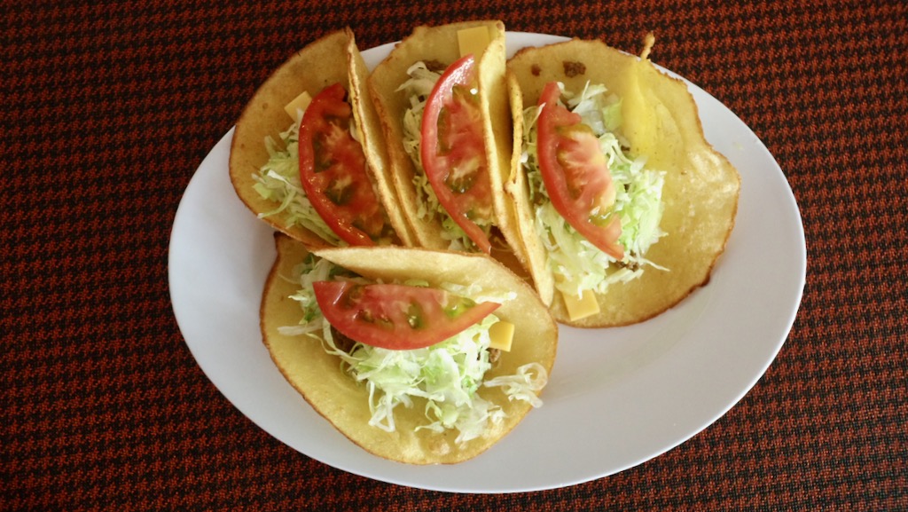 沖縄本島のタコス専門店メキシコで食べたタコスの話 アカヌマカズヤのグルメブログ